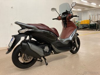 Piaggio Beverly 350i - 5