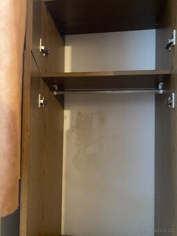 Šatní skříň - 5