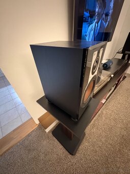 Dali Opticon 2 + stojany + antirezonanční podložky - 5