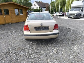 VW Bora 1.6i 77kw r.v. 2003 - 5