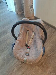 Autosedačka vajíčko Maxicosi - 5