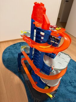 Hot Wheels Ultimate garáž s dinosaurem - 5