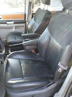 Chrysler Grand Voyager - 5