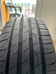 Alu DEZENT TR 6,5x16 5x112 ET46 57,1 obuto na letnich Sava 2 - 5
