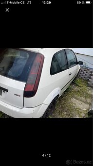 FORD Fiesta 1,4Tdci , zadní vrata na 5dver . Dohodou - 5