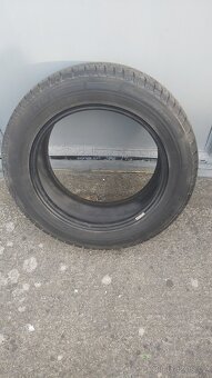 Michelin Agilis 215/60 R17C - 5
