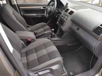 Volkswagen Touran - 5