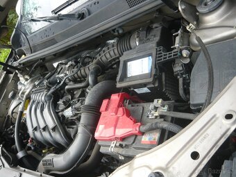 Dacia Duster 1.6SCe, 84 kW / Rezervace do 26.5. - 5