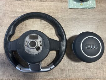 Volant Audi RS4 B7 EU - 5