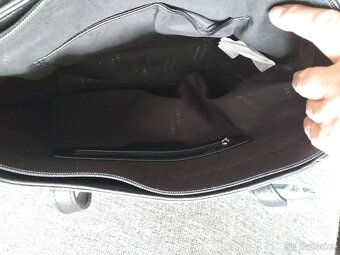 Dámská kabelka do ruky i přes rameno. - 5