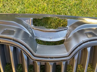 Škoda Rapid maska - 5