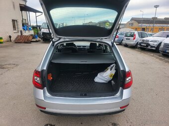 škoda Octavia 3 facelift,1.4
TSI,81kw, CNG - 5