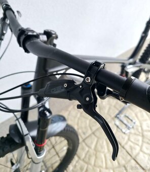 Horské kolo YT IZZO Uncaged 4 Blaze Carbon 2021 29″ - 5