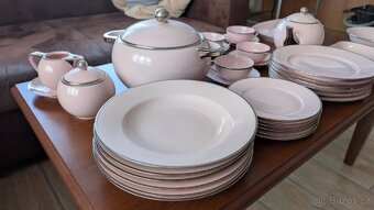 Prodám sadu - růžový porcelán - 5