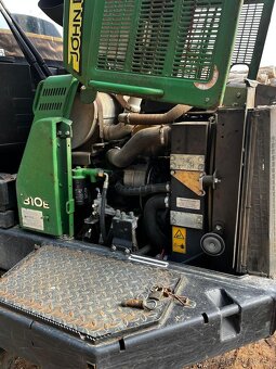 Vyvážecí souprava JOHN DEERE 810E - 5