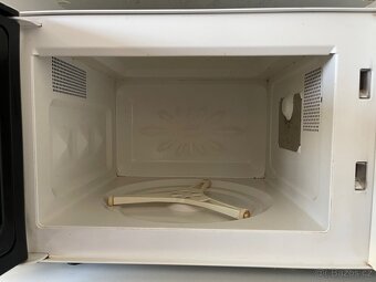 Mikrovlnná trouba Zanussi – plně funkční - 5