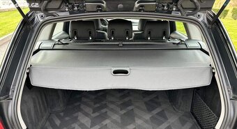 BMW e91 325i 172k - 5