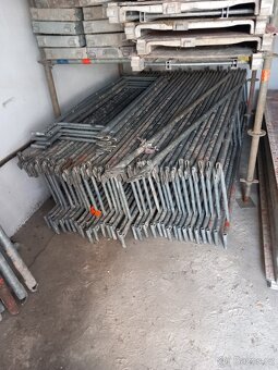 Prodám zbytek lešení SGB sprint - 5