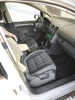 VW Touran Cross 2.0Tdi 1T3 - 5