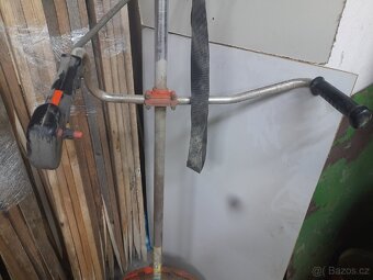 Prodám křovinořezy,motor 5.5kw,vozíky - 5
