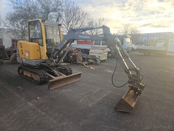 Minibagr pásový Volvo EC 30 - 5