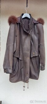 DÁMSKÁ BUNDA -- PÁRKA - 5