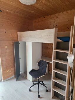 Dětská postel, stěna, stůl , židle, matrace - 5