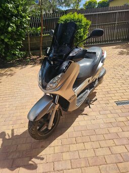 Yamaha Xmax 250 rv. 2006 - 5