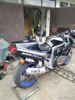 prodám GSXR 750 - 5