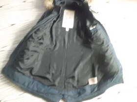 KHUJO-málo použitá pěkná parka s kapucí M-L - 5