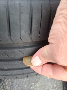 245/35 r19 - 5
