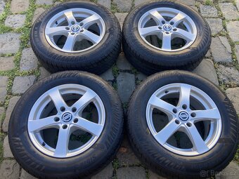 Zimní kola 16" 5x114 NISSAN RENAULT DACIA DUSTER + 215/65R1 - 5