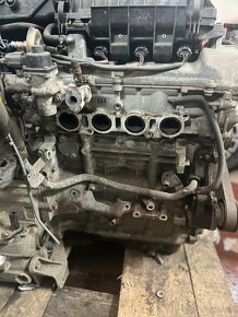 Mazda 2 1.3 2008 63 KW kompletní motor - 5