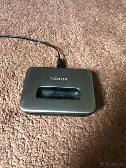Nokia 6300i s originální nabíječkou - 5