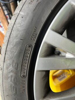 Letnu pneumatiky 235/45/18 - 5