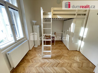 Pronájem 1+kk 22m2 P5 Smíchov zařízený po rekonstrukci cihla - 5