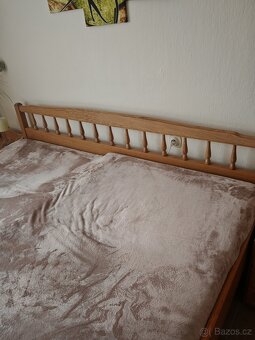 Manželská postel se stolky - 5