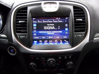 Lancia thema platinum 3.0 crd v6 176 kw r.v 2013 - 5