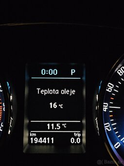 Octavia 2 různě podsvícené budiky - 5