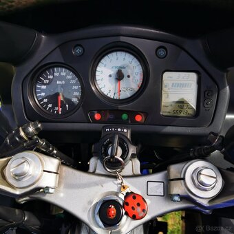 Honda VFR 800 (RC 46) - 5