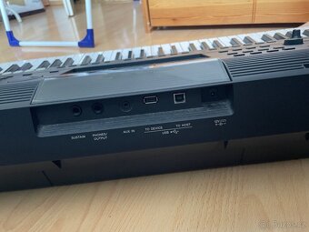 Klávesy Yamaha PSR-E453 + stojan - 5