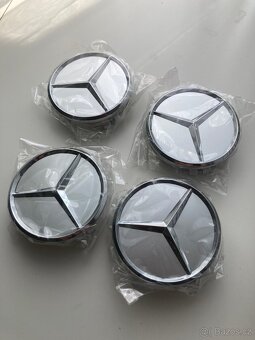 Středové krytky kol Mercedes, 75 mm pokličky stříbrné - 5