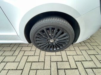 Škoda Superb 2 Laurin a Klement 2014,4X4 DSG Max výbava - 5