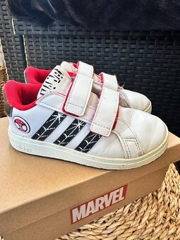 Dětské tenisky Adidas z kolekce Marvel Spiderman - 5