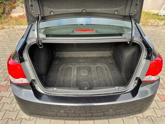Chevrolet Cruze 1,8 140k, 2011, ČR, 2.MAJ - 5