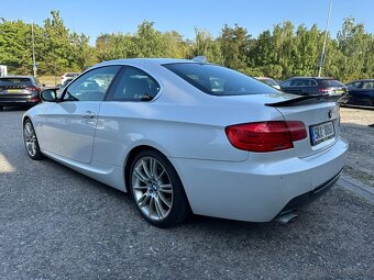 BMW 320D 2011 - 5