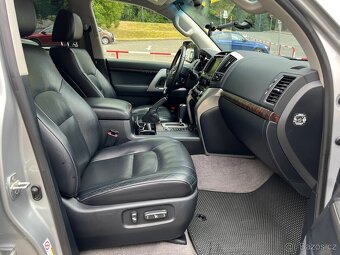 Toyota land cruiser V8 4x4 automat TOPSTAV 93 000km - 5