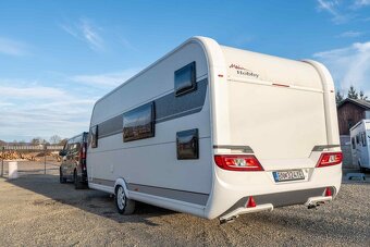 Príves 2022 Hobby De Luxe 540 KMFe – Plne vybavený 🚐✨ - 5