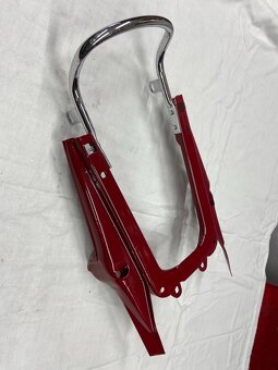 Predám podsedlový nosník so zad. madlom JAWA 250 350 - 5