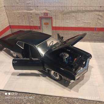 Ford Torino cobra 1:18 - 5